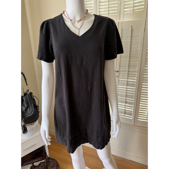 Original by Nicole Miller Dresses & Skirts - Original‎ by Nicole Miller Black Mini Dress M